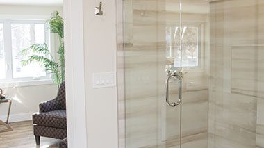 shower-glass-homegrid